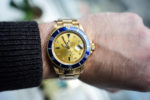 Rolex Submariner 16808 – 18K Yellow Gold – Diamond & Sapphire Serti Dial – Blue Bezel - Image 5