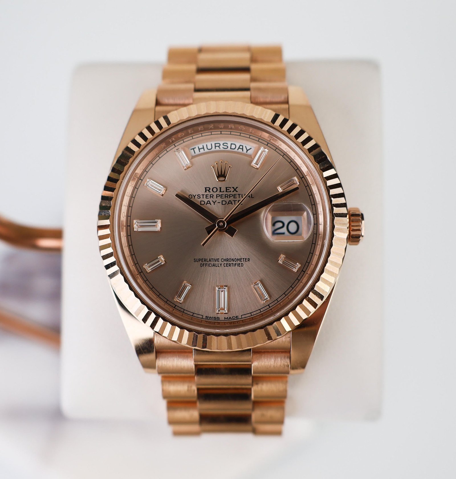 unnamed_db64baa6-cf99-49b7-834b-28418c86155d.jpg Rolex Day-Date 40 Rose Gold Sundust Diamond Dial & Fluted Bezel President Bracelet 228235 - - Image 1
